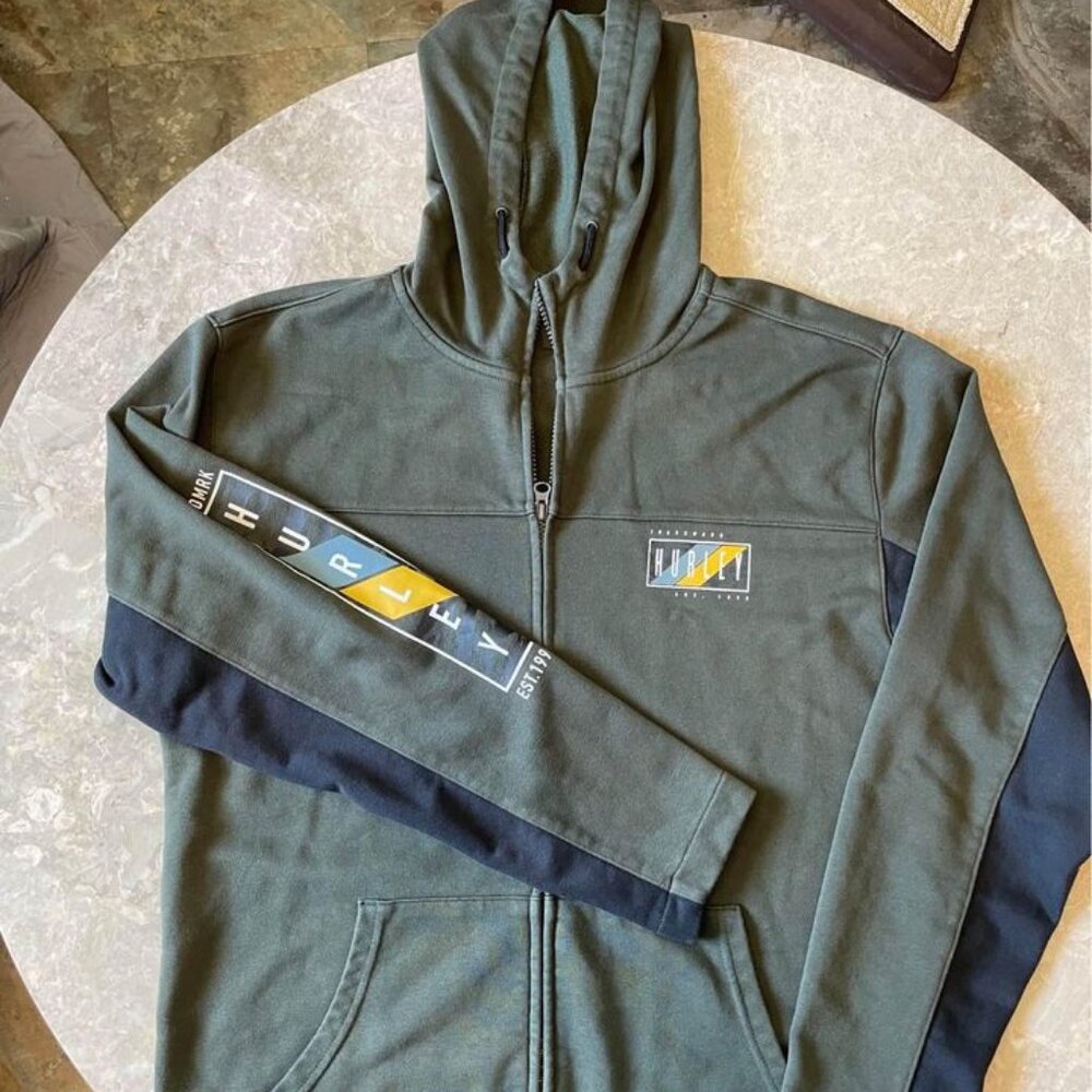 Men's size Medium Hurley zip hoodie